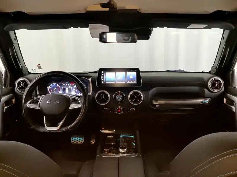 Beijing BJ40 2023 2.0D Automatic 4WD Blade Hero Edition (Hero Model) — миниатюра 14