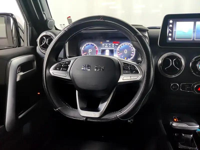 Beijing BJ40 2023 2.0D Automatic 4WD Blade Hero Edition (Hero Model) — миниатюра 16