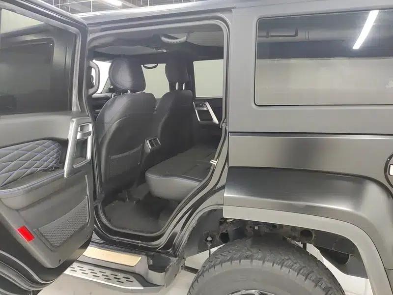 Beijing BJ40 2023 2.0D Automatic 4WD Blade Hero Edition (Hero Model) — миниатюра 18