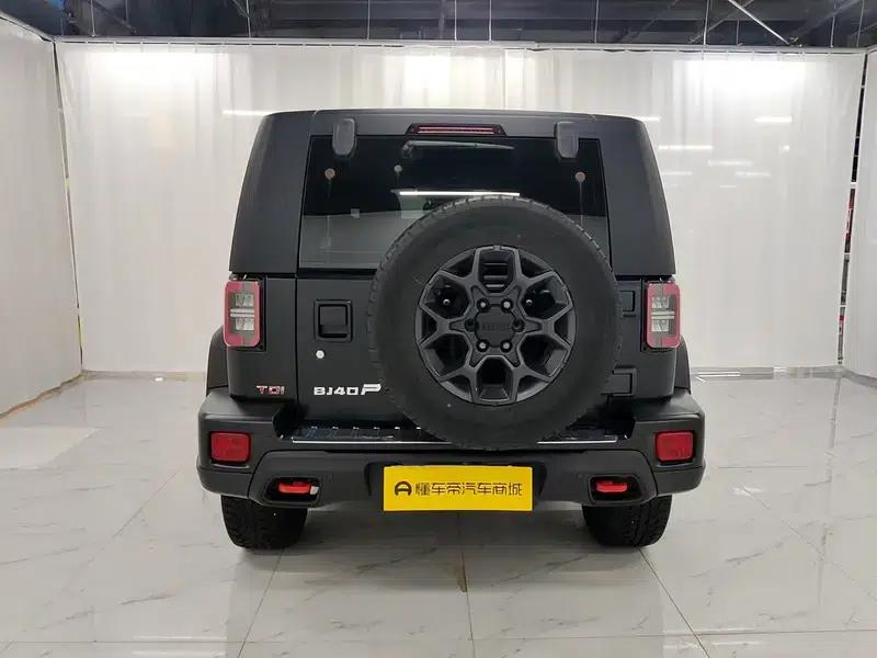 Beijing BJ40 2023 2.0D Automatic 4WD Blade Hero Edition (Hero Model) — миниатюра 6