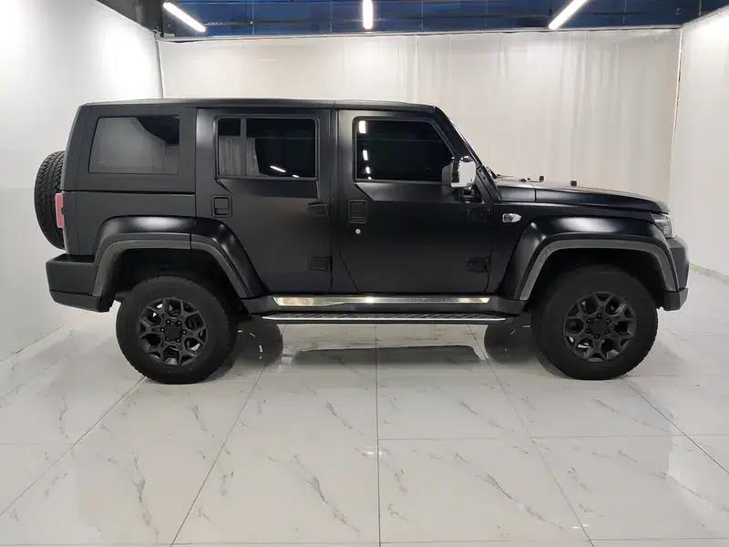 Beijing BJ40 2023 2.0D Automatic 4WD Blade Hero Edition (Hero Model) — миниатюра 8