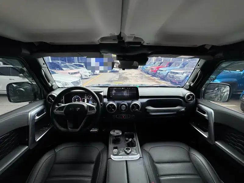 Beijing BJ40 2020 2.0T Automatic 4WD City Hunter Edition (Hero Model) — миниатюра 6