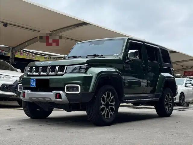 Beijing BJ40 2020 2.0T Automatic 4WD City Hunter Edition (Hero Model)