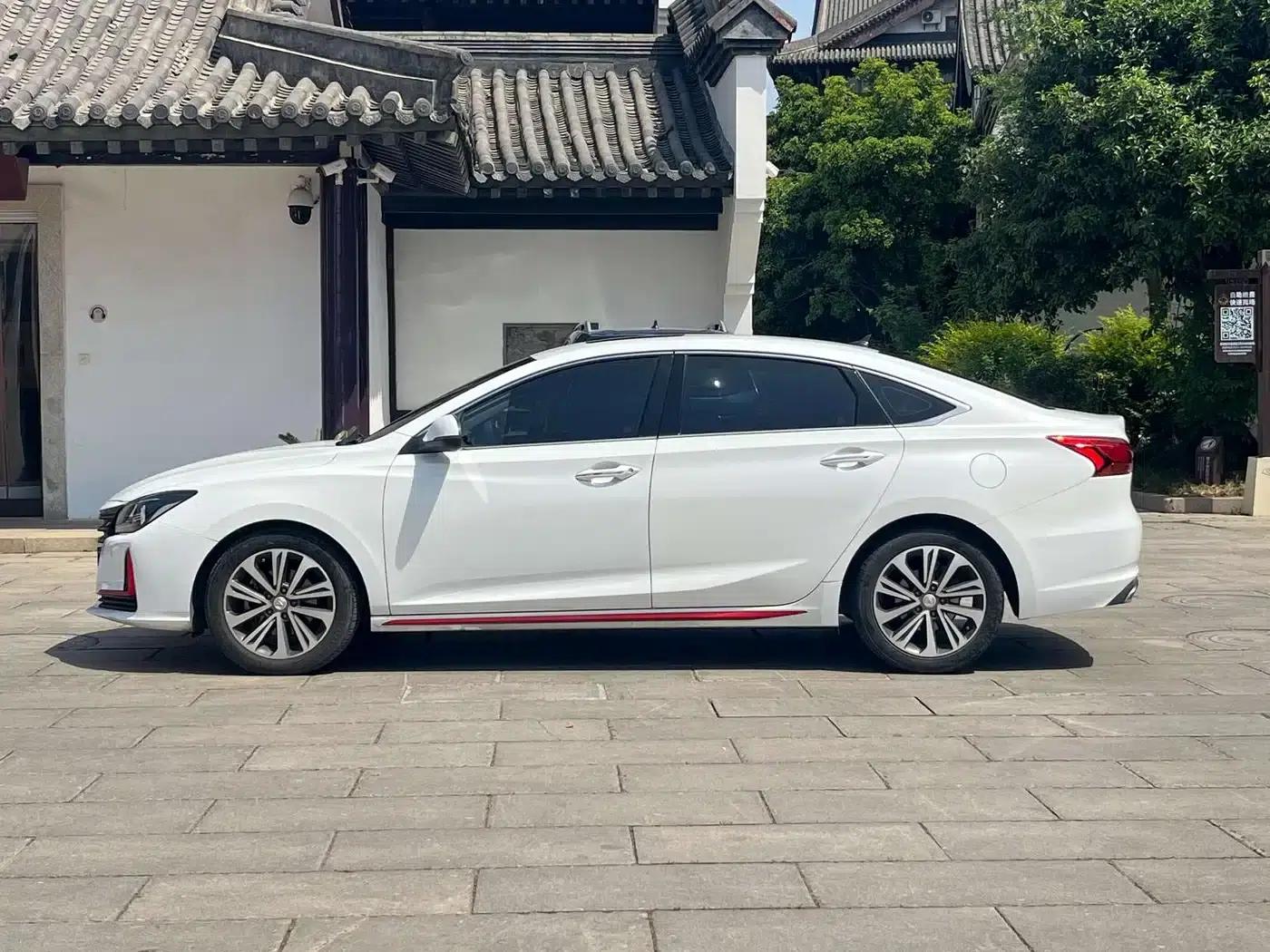 Ruicheng CC 2021 Blue Whale Edition 1.5T DCT Flagship Model — миниатюра 2