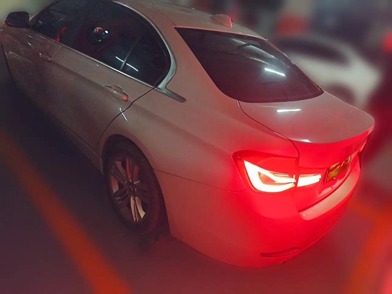 BMW 3 Series 2017 320Li Fashion Model — миниатюра 4