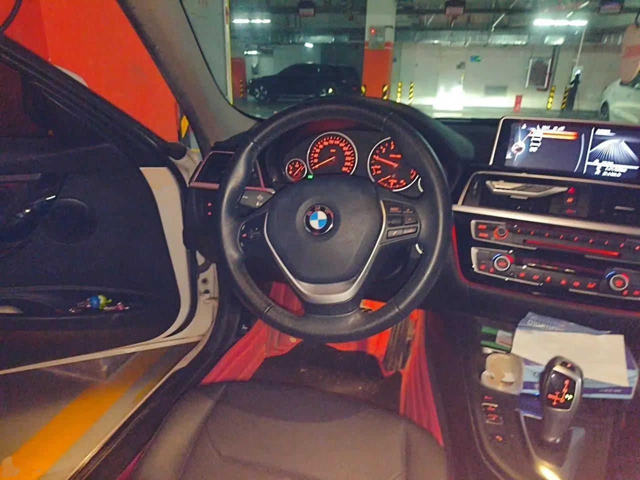 BMW 3 Series 2017 320Li Fashion Model — миниатюра 10