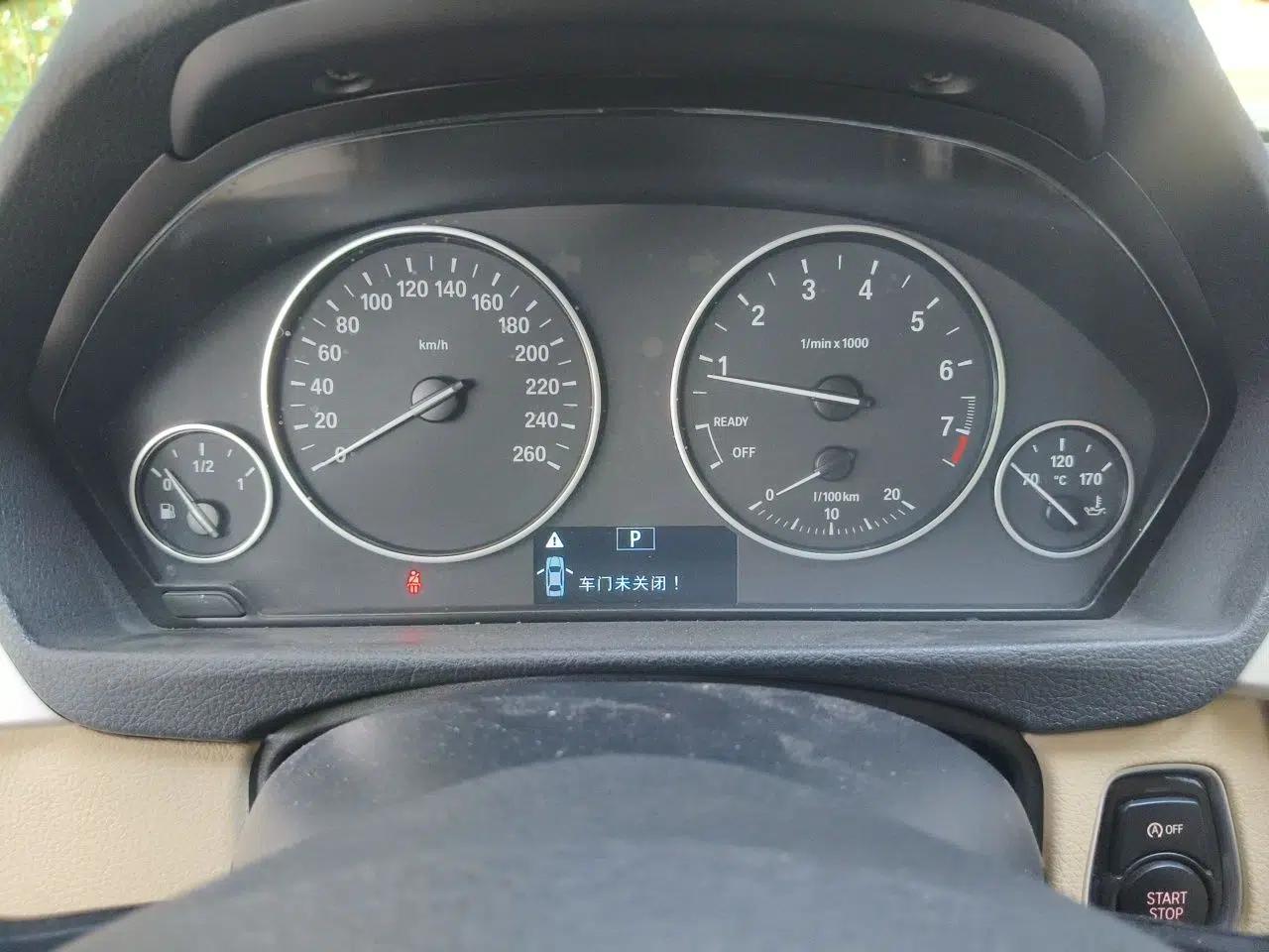 BMW 3 Series 2015 320Li Fashion Model — миниатюра 11