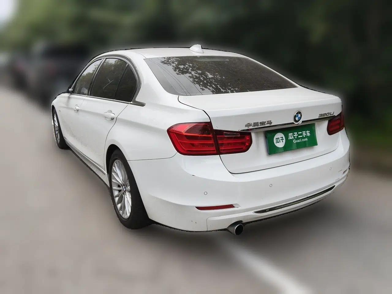 BMW 3 Series 2015 320Li Luxury Design Package Premium Edition — миниатюра 4