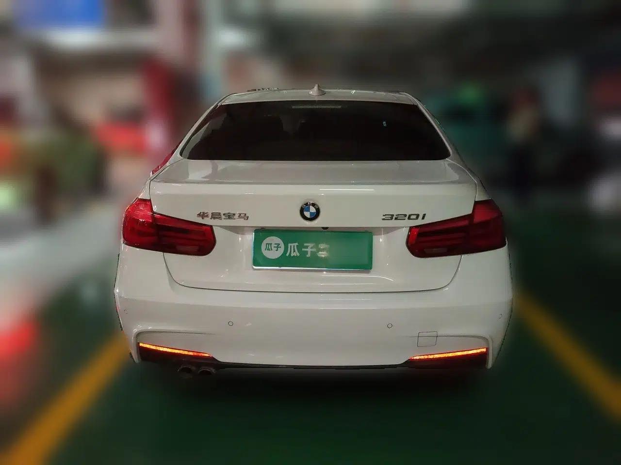BMW 3 Series 2017 320i M Sport — миниатюра 5