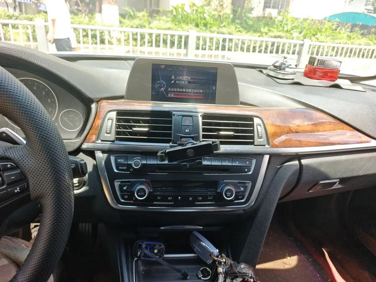 BMW 3 Series 2014 320i Sport Edition — миниатюра 13