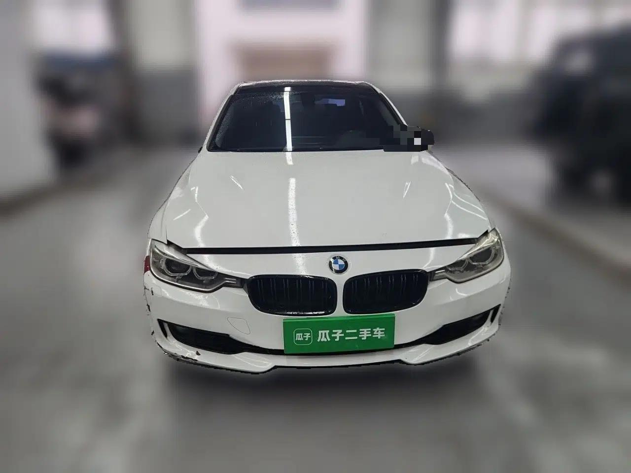 BMW 3 Series 2013 320i Sport Edition — миниатюра 2