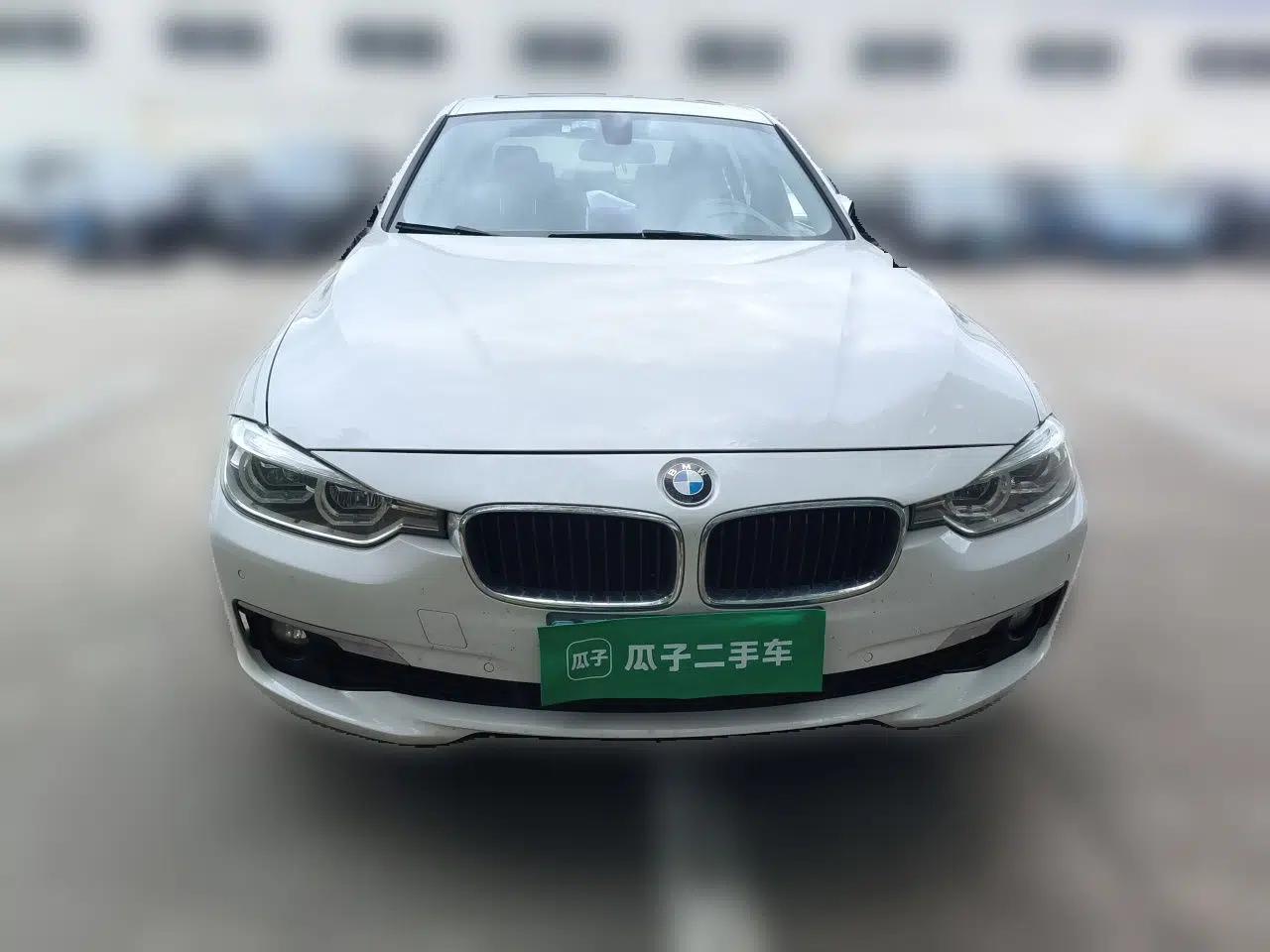 BMW 3 Series 2017 320Li Fashion Model — миниатюра 2