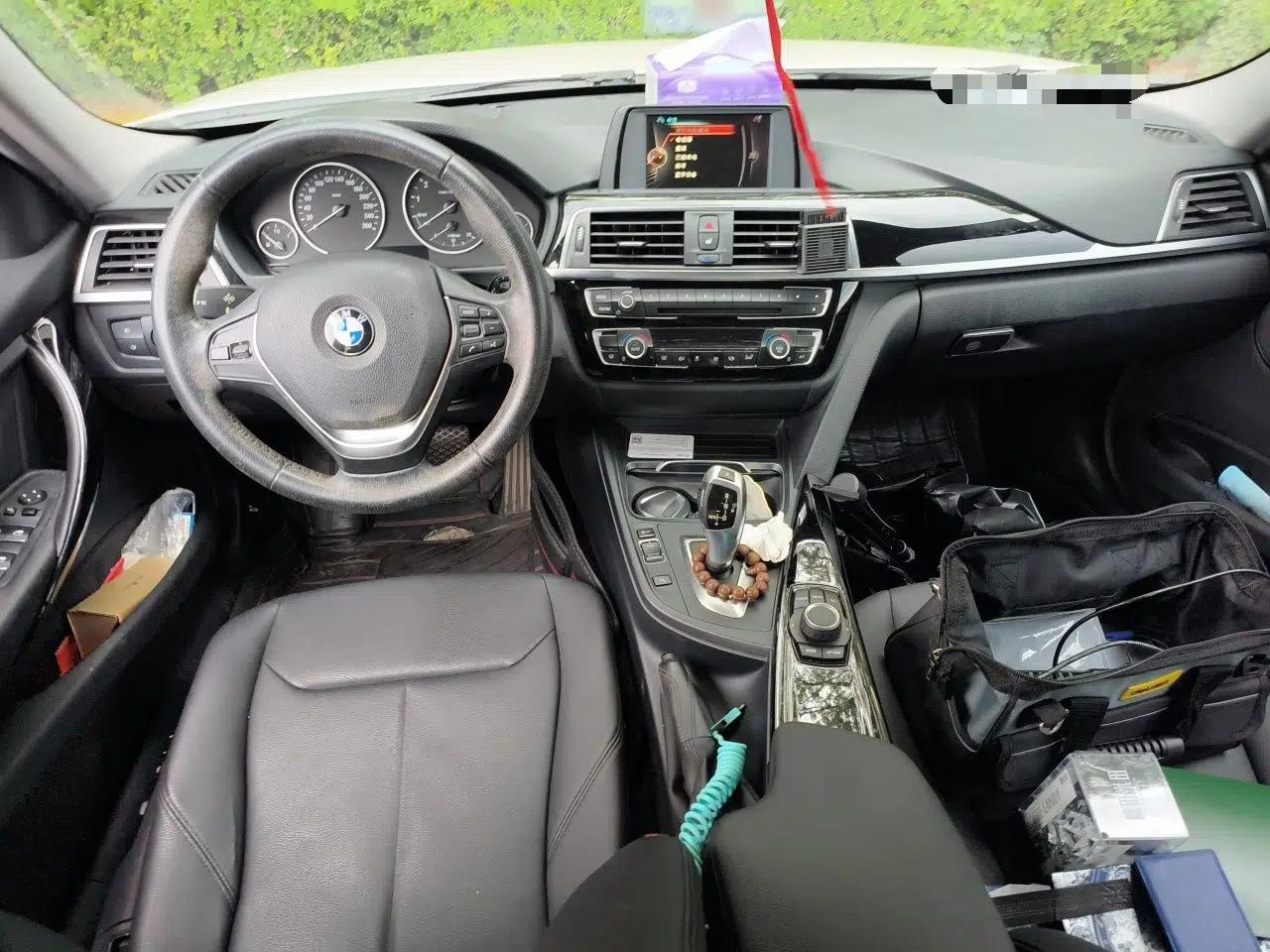 BMW 3 Series 2017 320Li Fashion Model — миниатюра 9