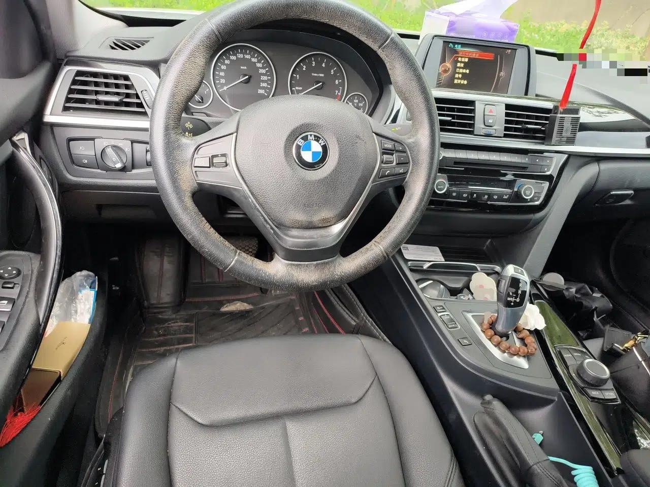 BMW 3 Series 2017 320Li Fashion Model — миниатюра 10