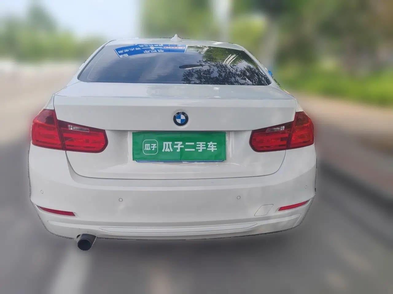 BMW 3 Series 2015 316i Active Edition — миниатюра 5