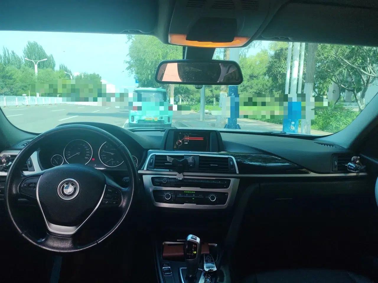 BMW 3 Series 2015 316i Active Edition — миниатюра 9