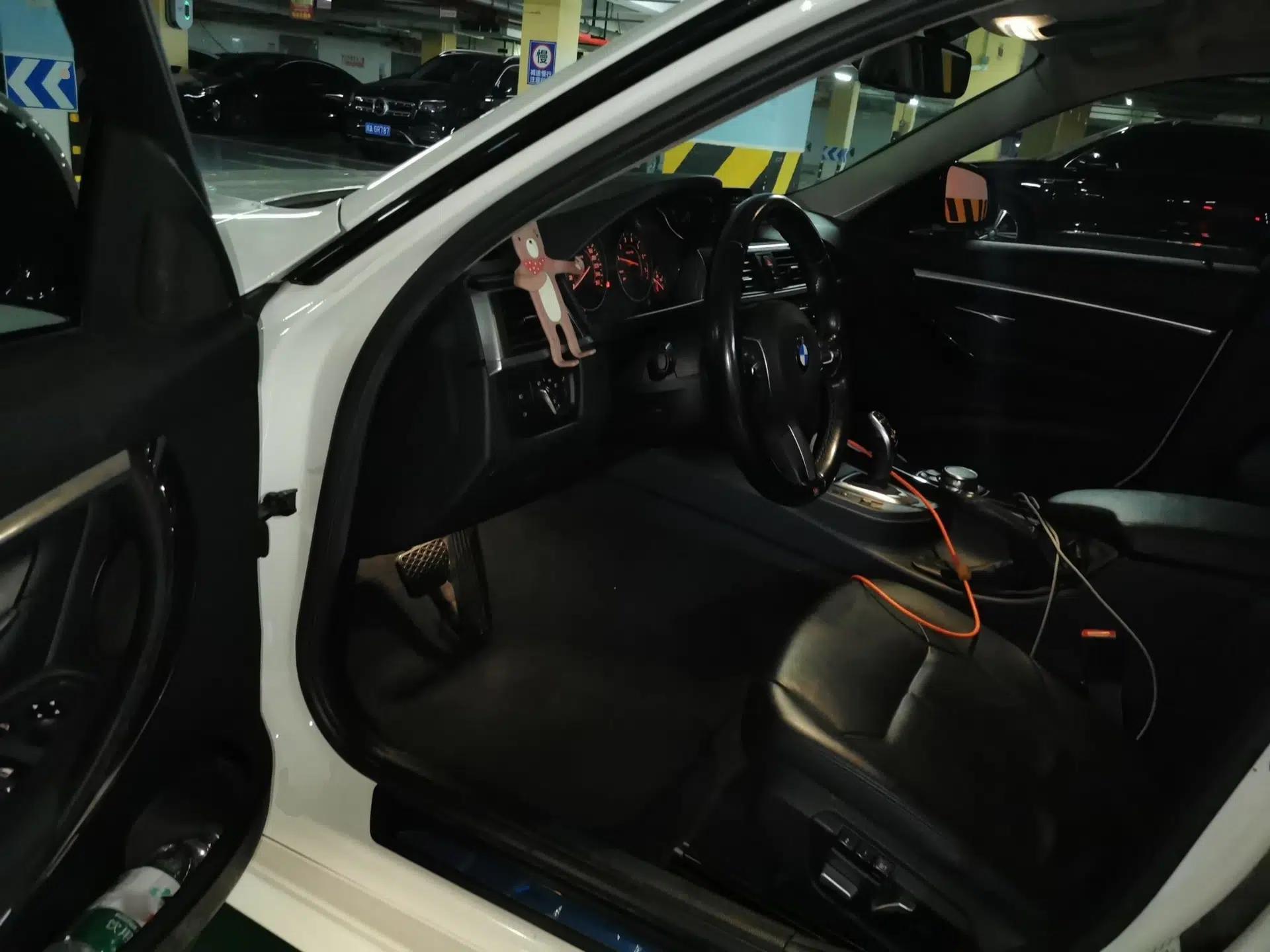 BMW 3 Series 2017 330Li M Sport Edition — миниатюра 16