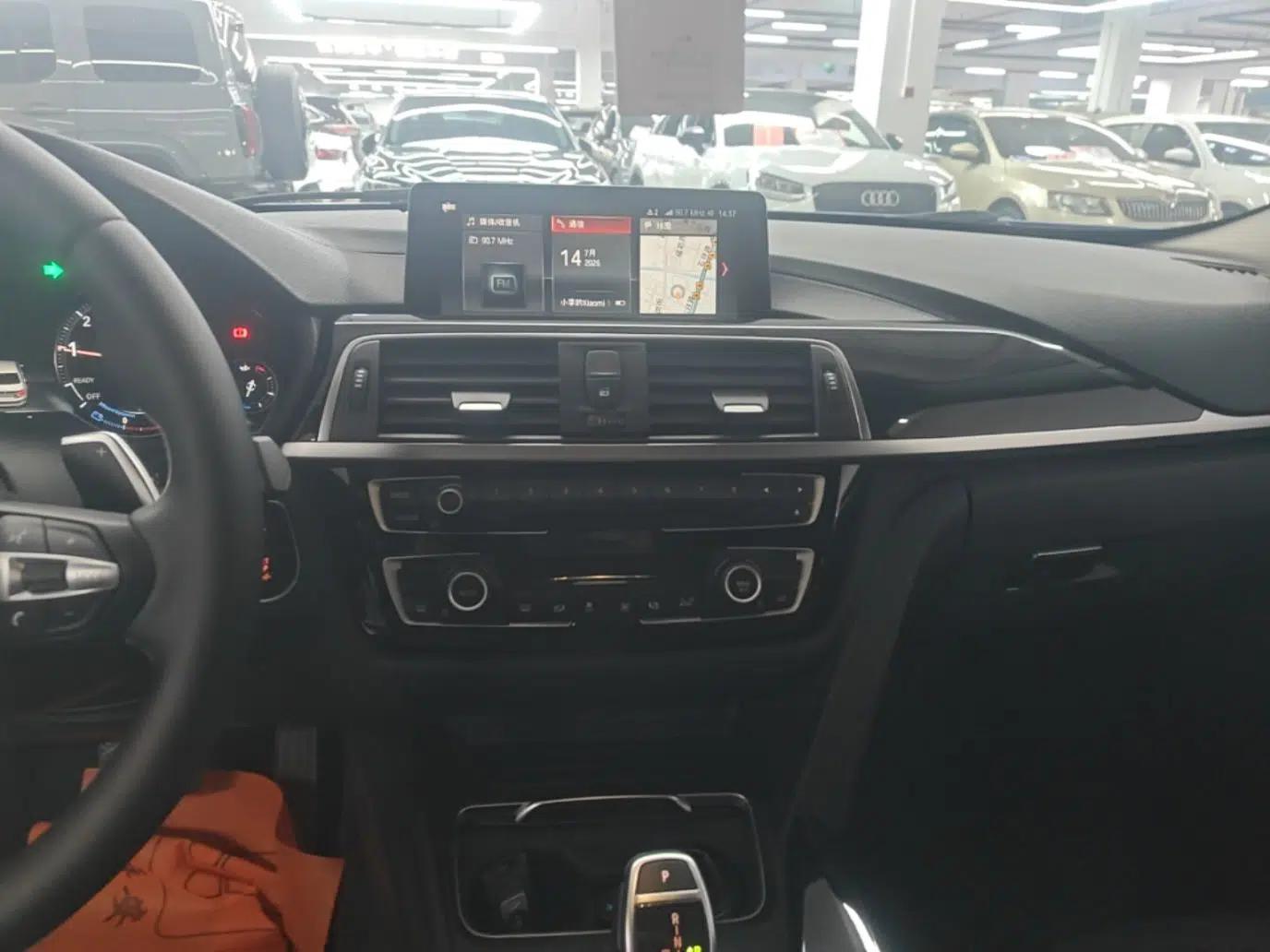 BMW 3 Series 2018 320Li Leading Model M Sport Package — миниатюра 15