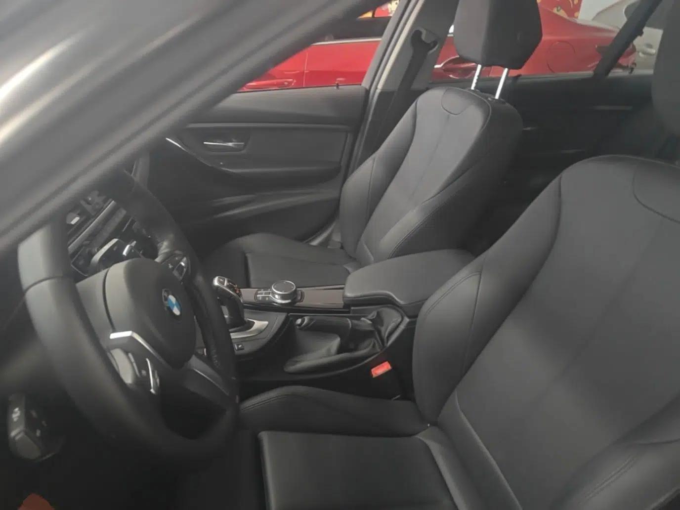 BMW 3 Series 2018 320Li Leading Model M Sport Package — миниатюра 17