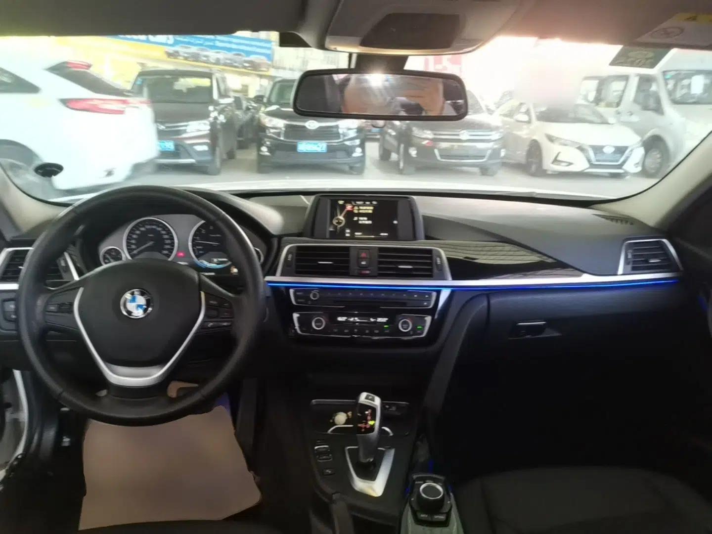 BMW 3 Series 2017 320Li Fashion Model — миниатюра 12