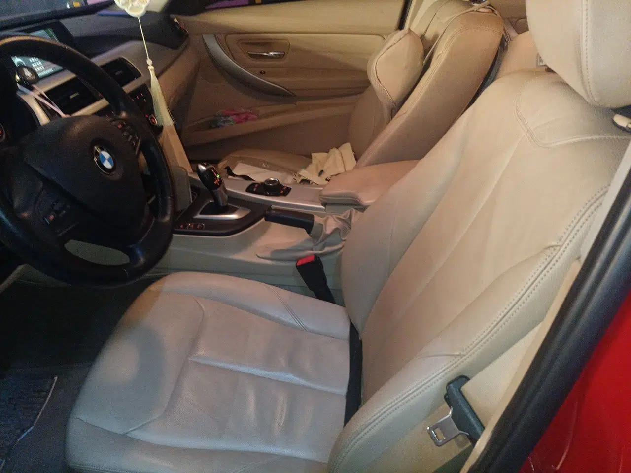 BMW 3 Series 2013 320i Sport Edition — миниатюра 15