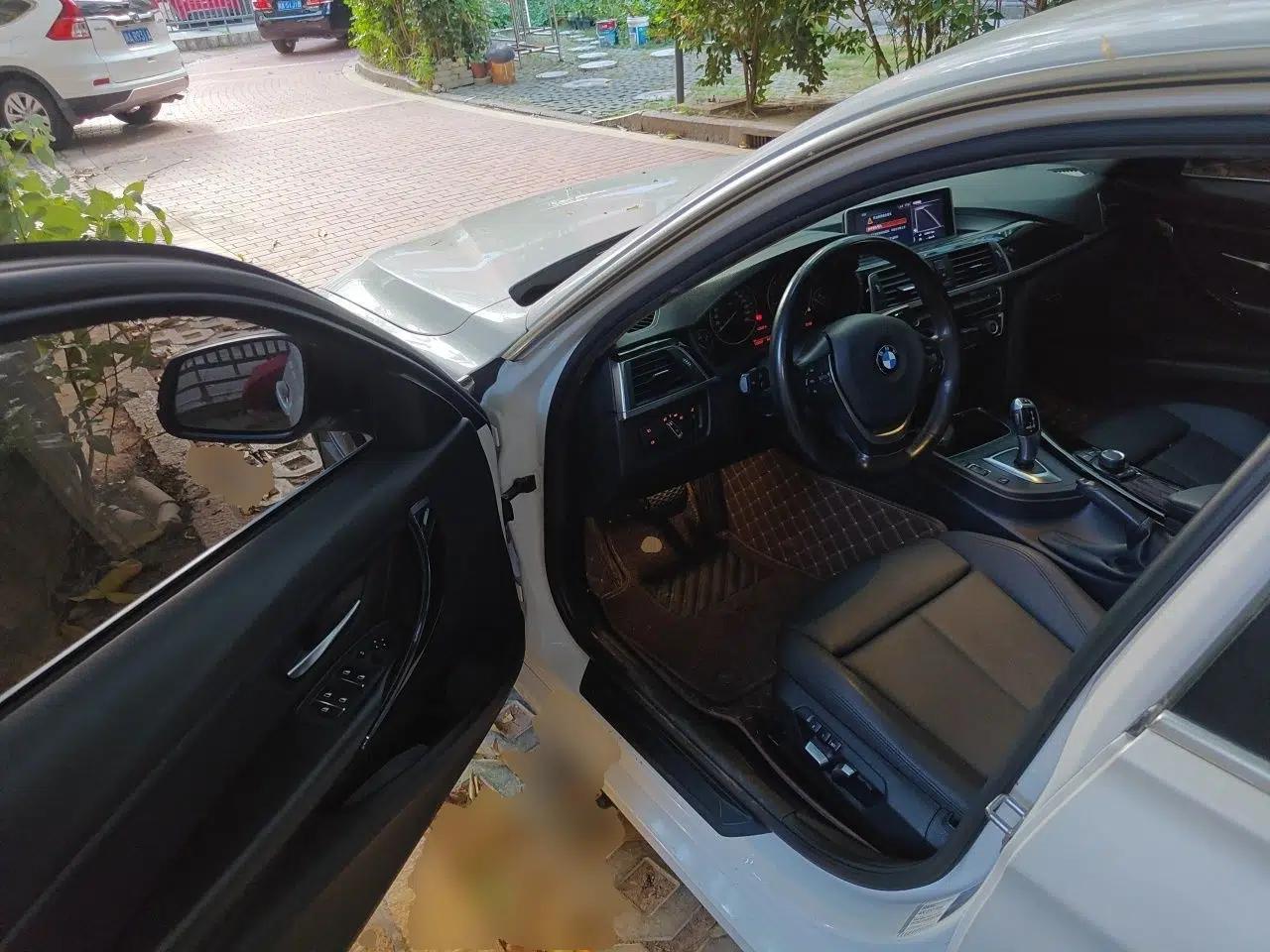 BMW 3 Series 2018 320Li Fashion Model — миниатюра 16