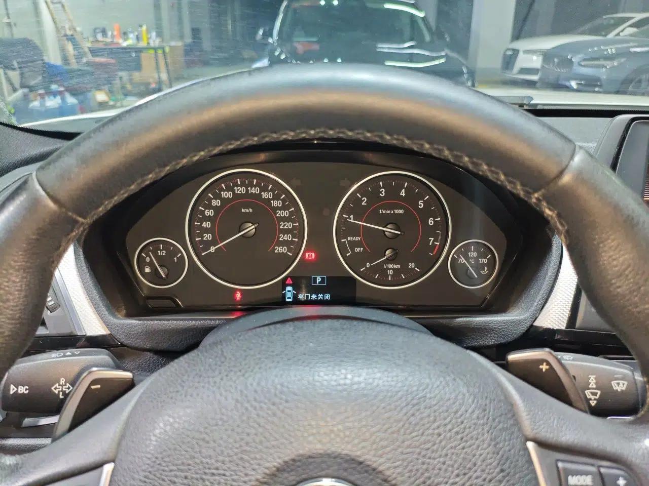 BMW 3 Series 2017 320i M Sport — миниатюра 11