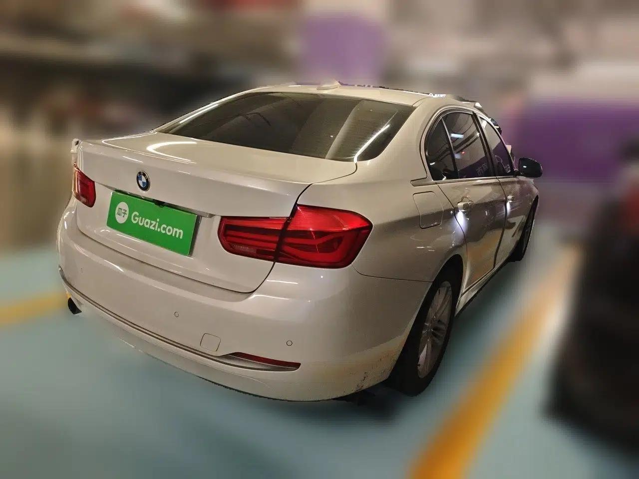 BMW 3 Series 2018 318Li — миниатюра 6