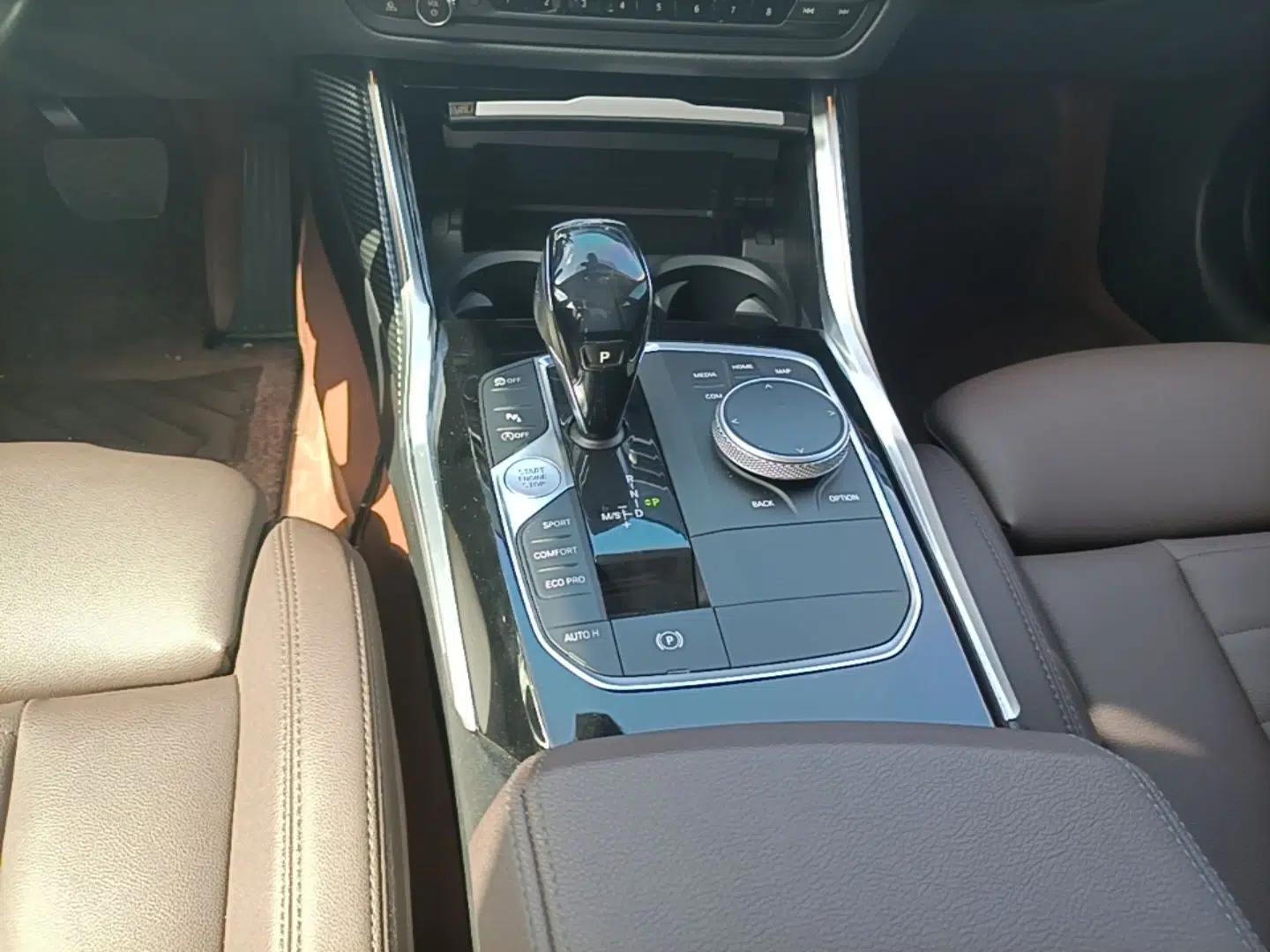 BMW 3 Series 2020 320Li M Sport Package — миниатюра 16