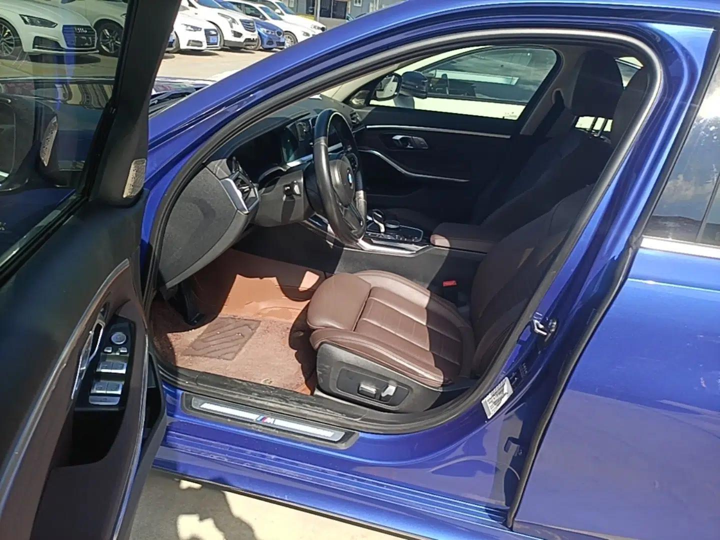 BMW 3 Series 2020 320Li M Sport Package — миниатюра 17