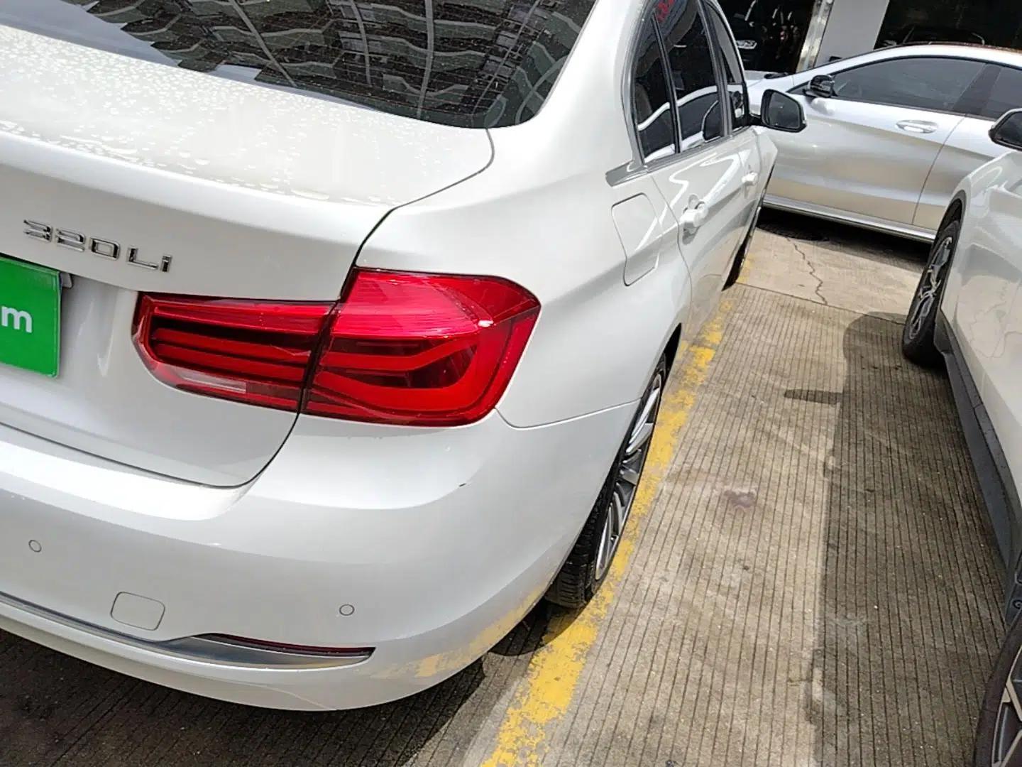 BMW 3 Series 2019 320Li Fashion Model — миниатюра 9