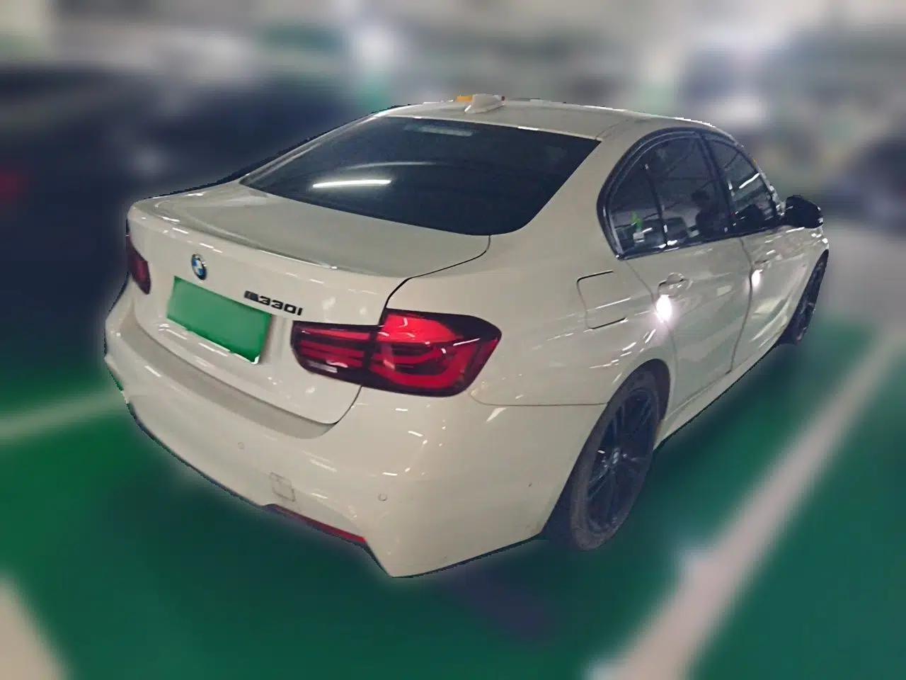 BMW 3 Series 2019 320i M Sport Night Edition — миниатюра 6