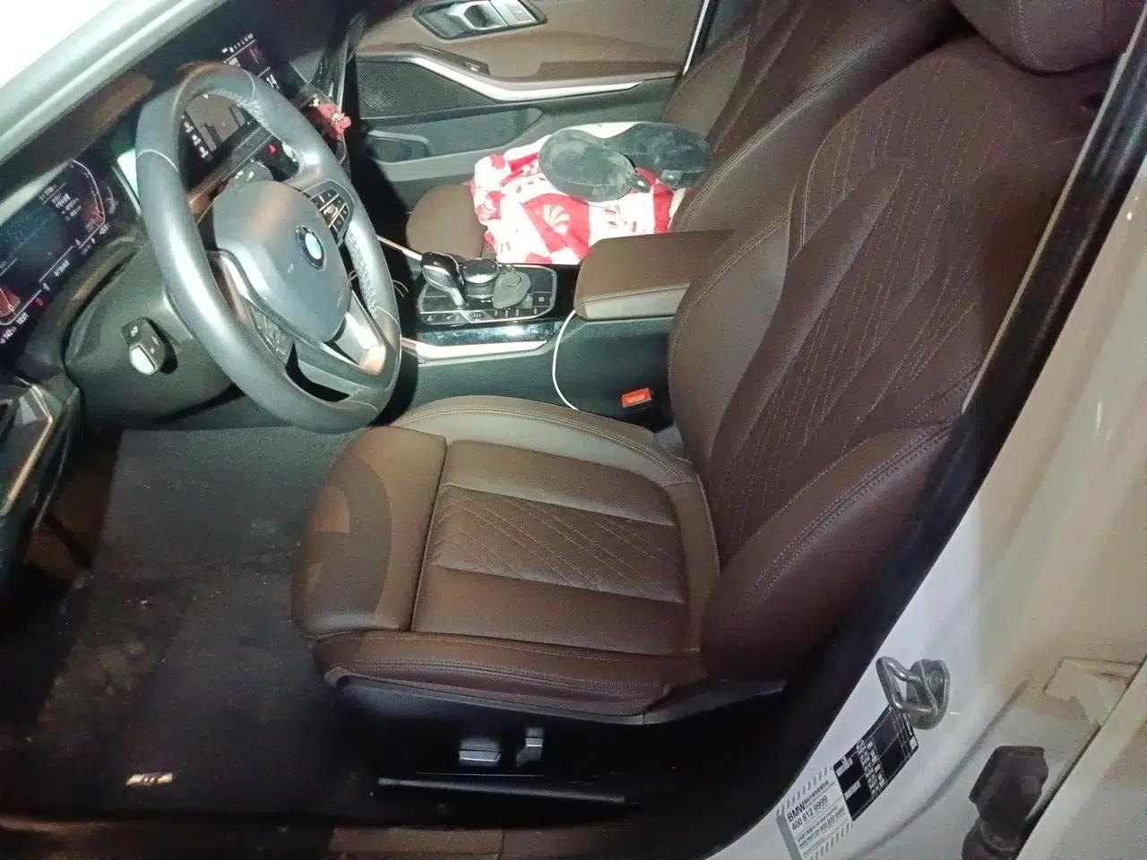 BMW 3 Series 2022 320i Sport Package — миниатюра 15