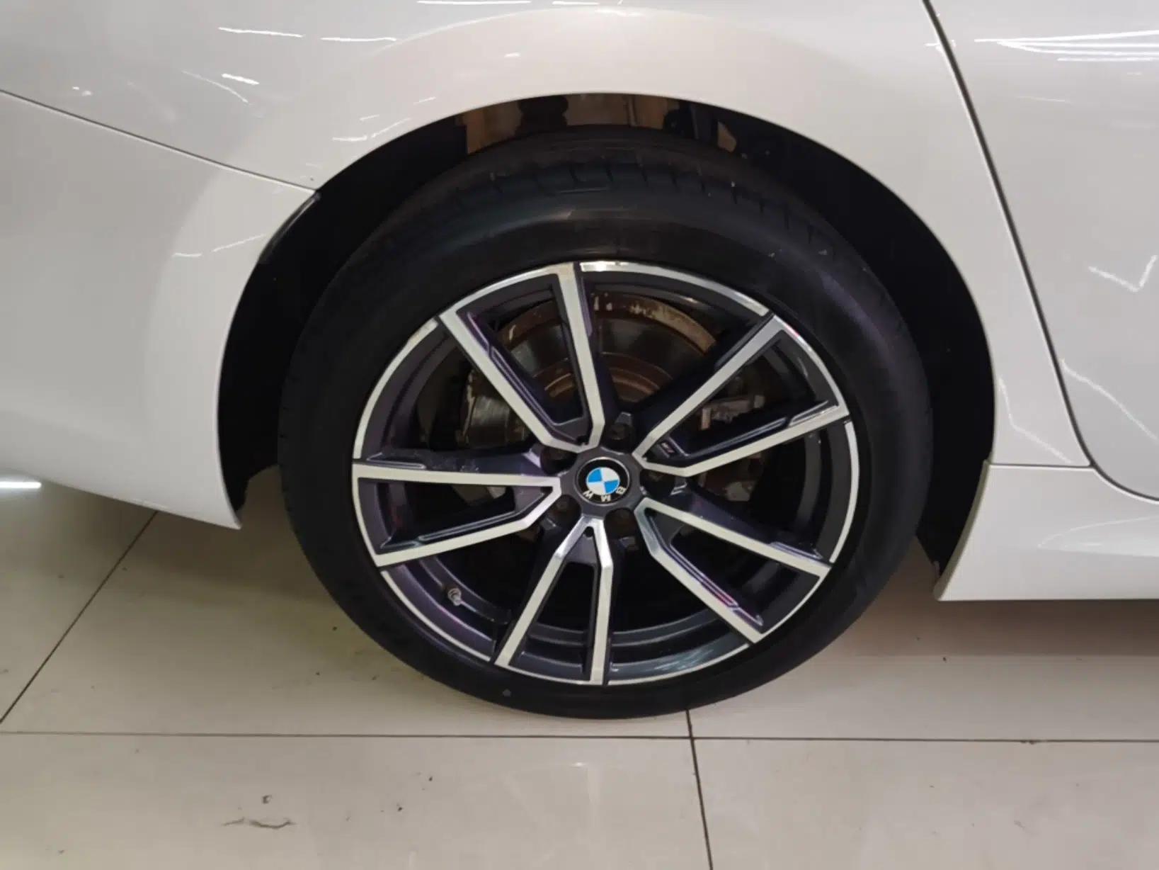 BMW 3 Series 2021 Facelifted 320Li M Sport Package — миниатюра 11