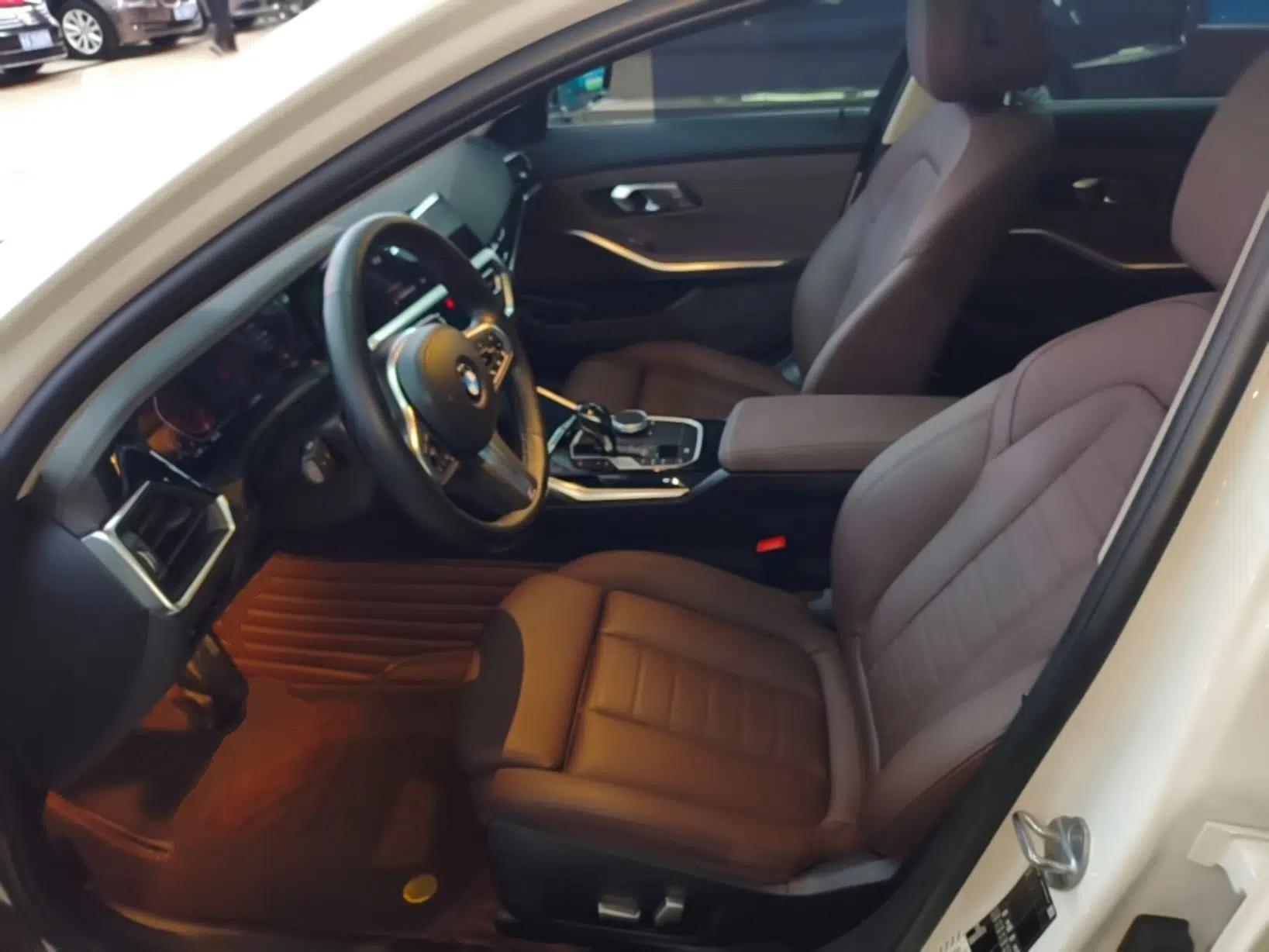 BMW 3 Series 2021 Facelifted 320Li M Sport Package — миниатюра 22