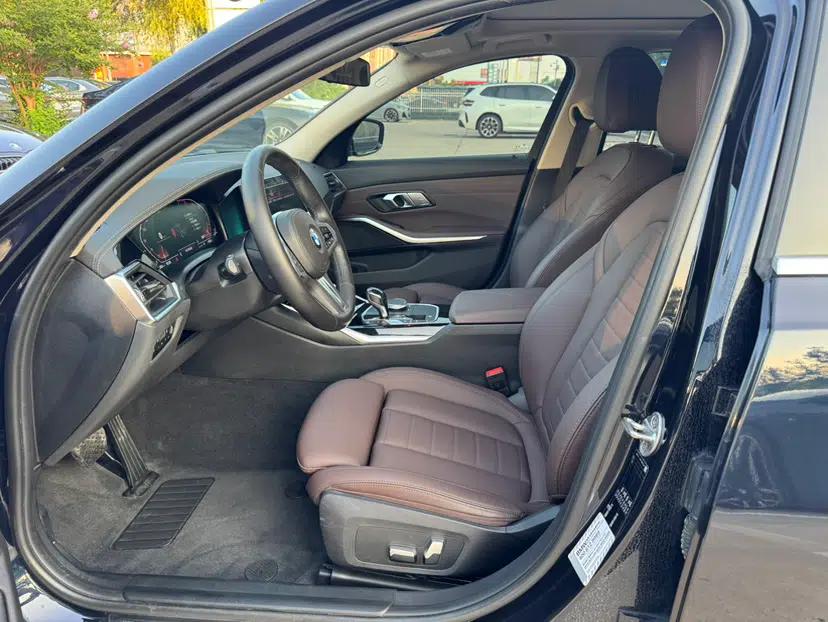 BMW 3 Series 2021 320Li M Sport Package — миниатюра 38