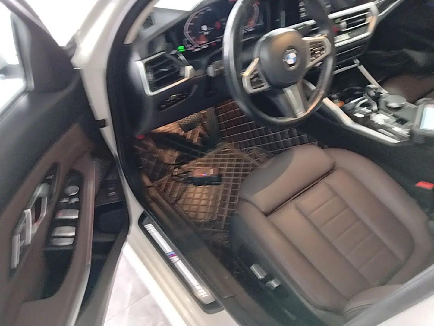 BMW 3 Series 2021 Restyled 325Li M Sport Package — миниатюра 18