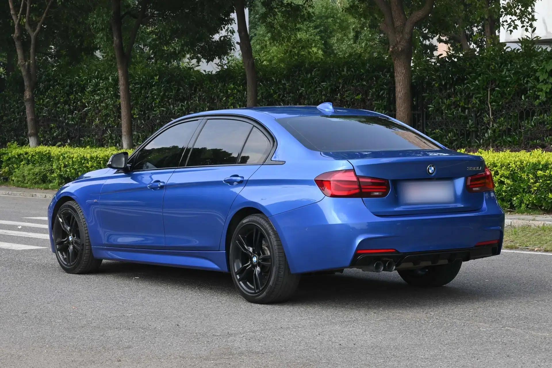 BMW 3 Series 2018 330Li M Sport Shadow Edition — миниатюра 13