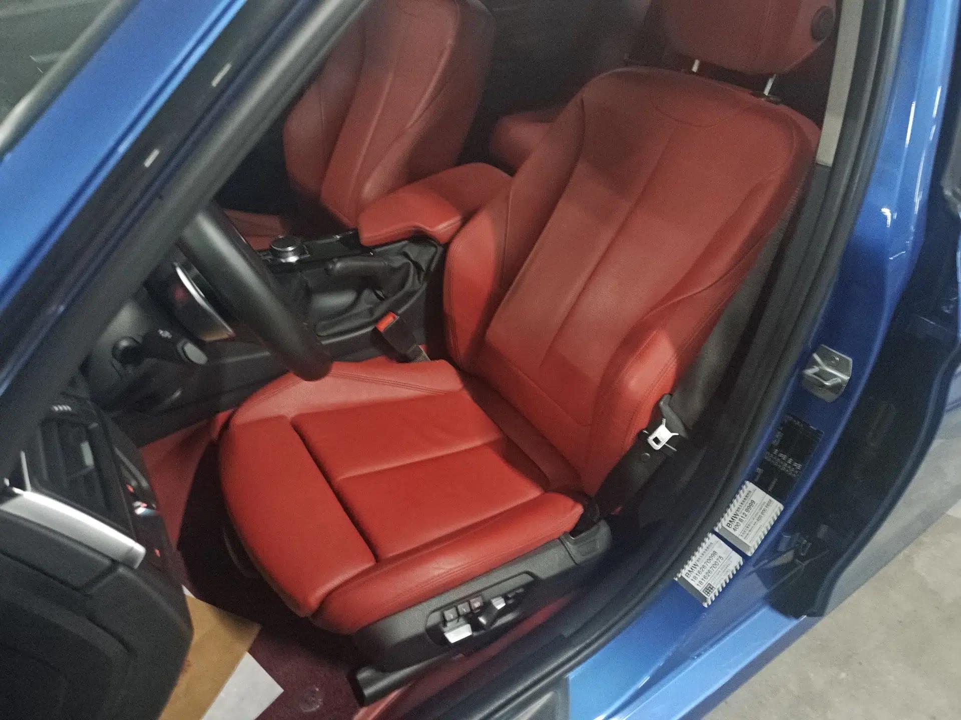 BMW 3 Series 2018 330Li M Sport Shadow Edition — миниатюра 23