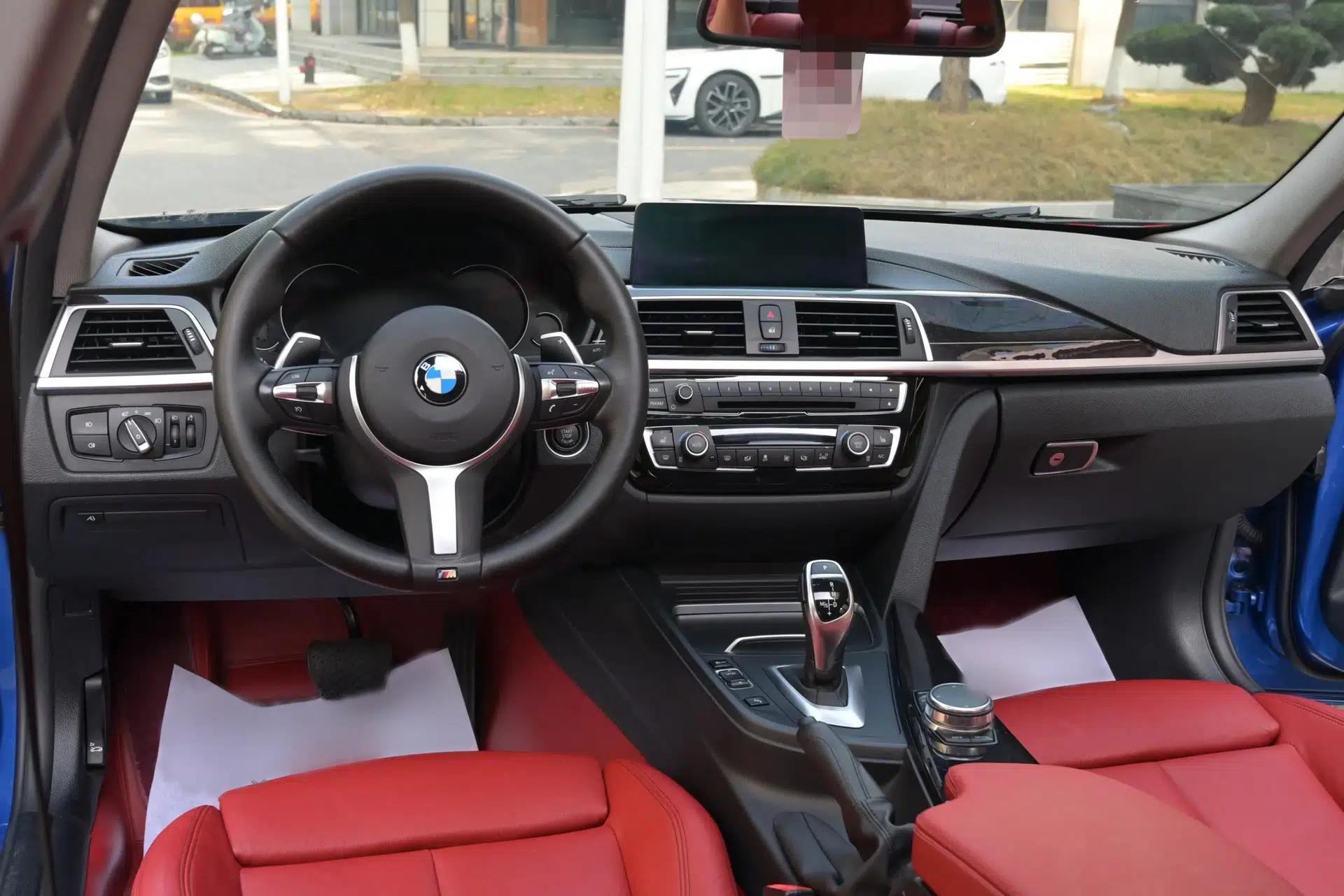 BMW 3 Series 2018 330Li M Sport Shadow Edition — миниатюра 29