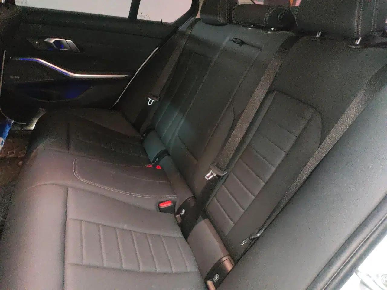 BMW 3 Series 2020 Restyled 325i M Sport Night Edition Package — миниатюра 17