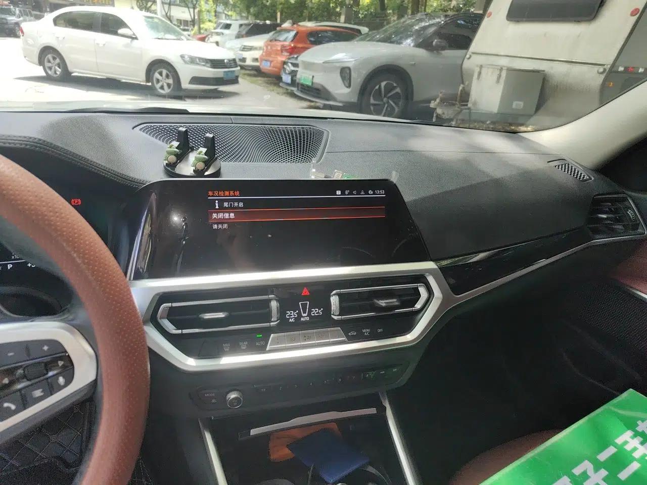 BMW 3 Series 2021 320Li M Sport Package — миниатюра 13