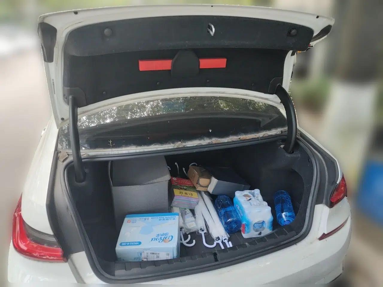 BMW 3 Series 2021 320Li M Sport Package — миниатюра 19