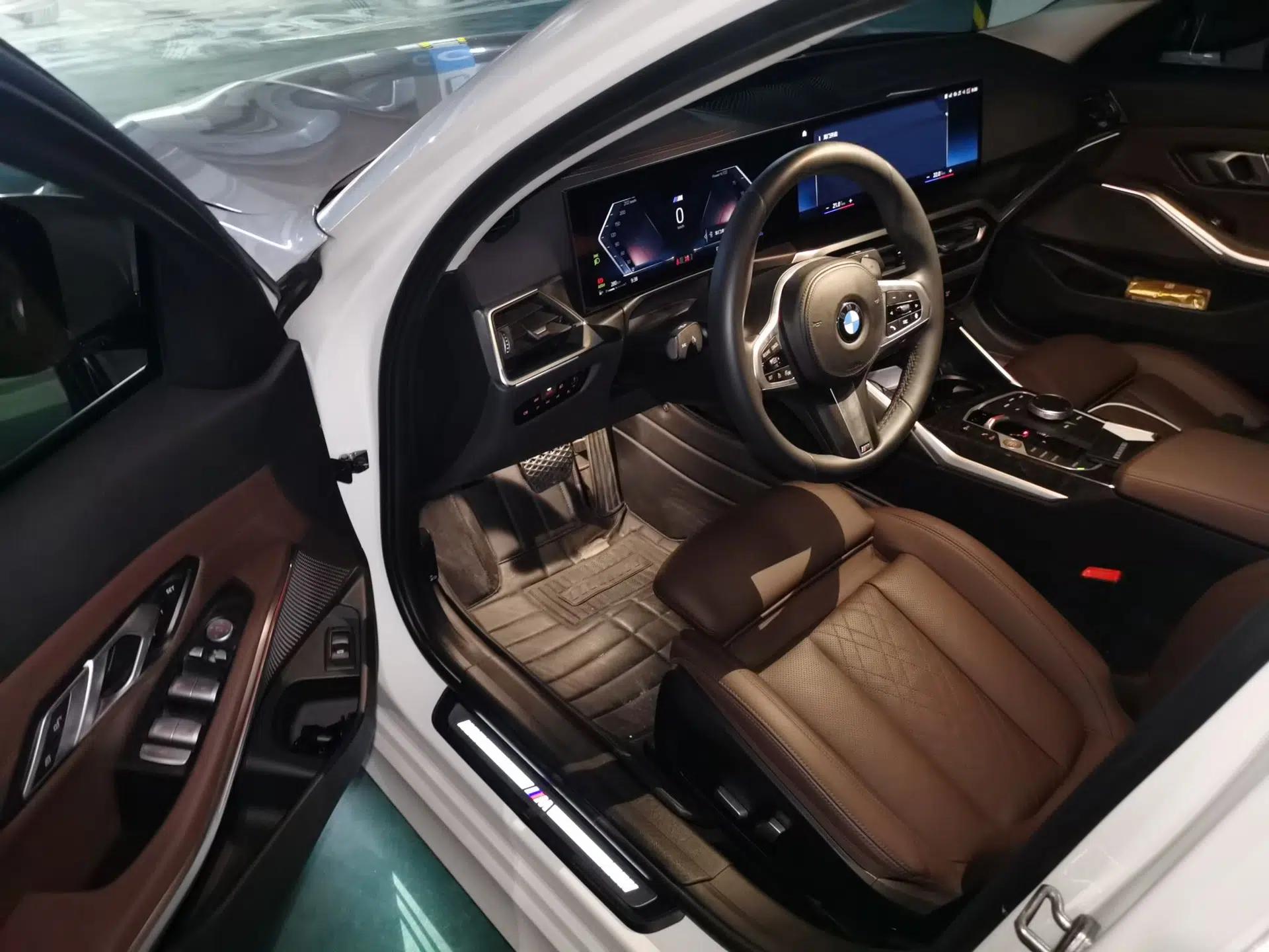 BMW 3 Series 2023 325Li M Sport Package — миниатюра 16