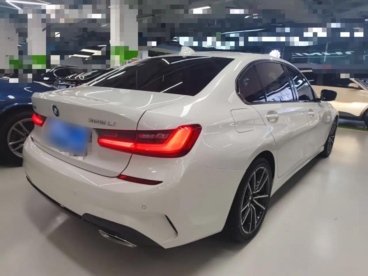BMW 3 Series 2022 325Li M Sport Package — миниатюра 6