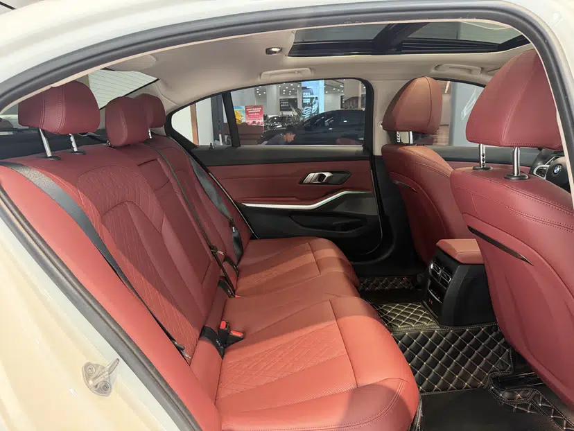 BMW 3 Series 2023 325Li M Sport Package — миниатюра 14