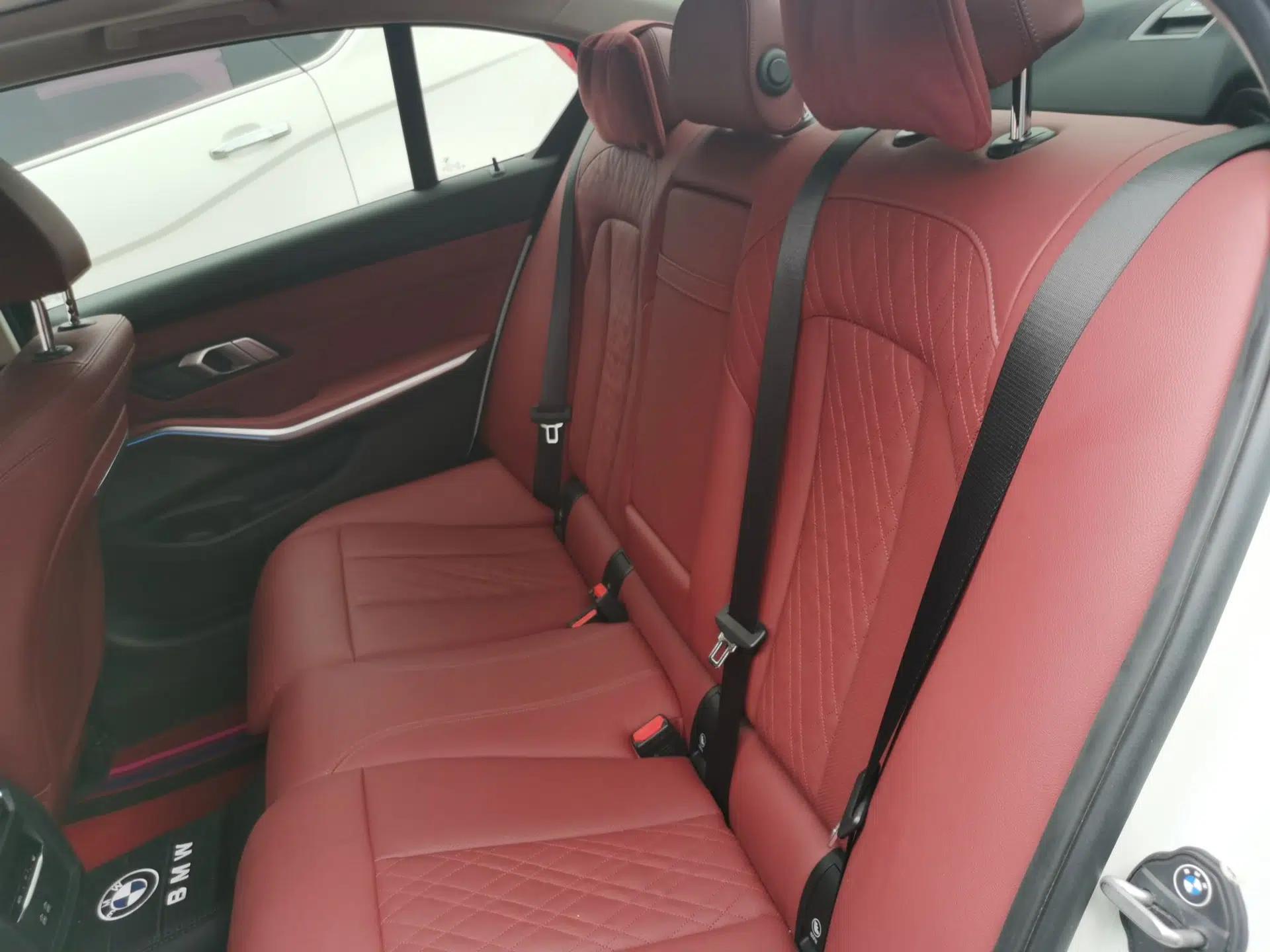 BMW 3 Series 2024 325Li M Sport Package — миниатюра 17