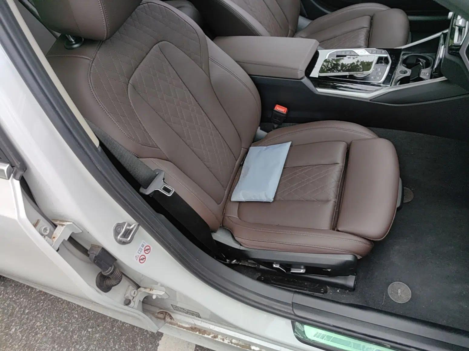 BMW 3 Series 2024 320Li M Sport Package — миниатюра 24