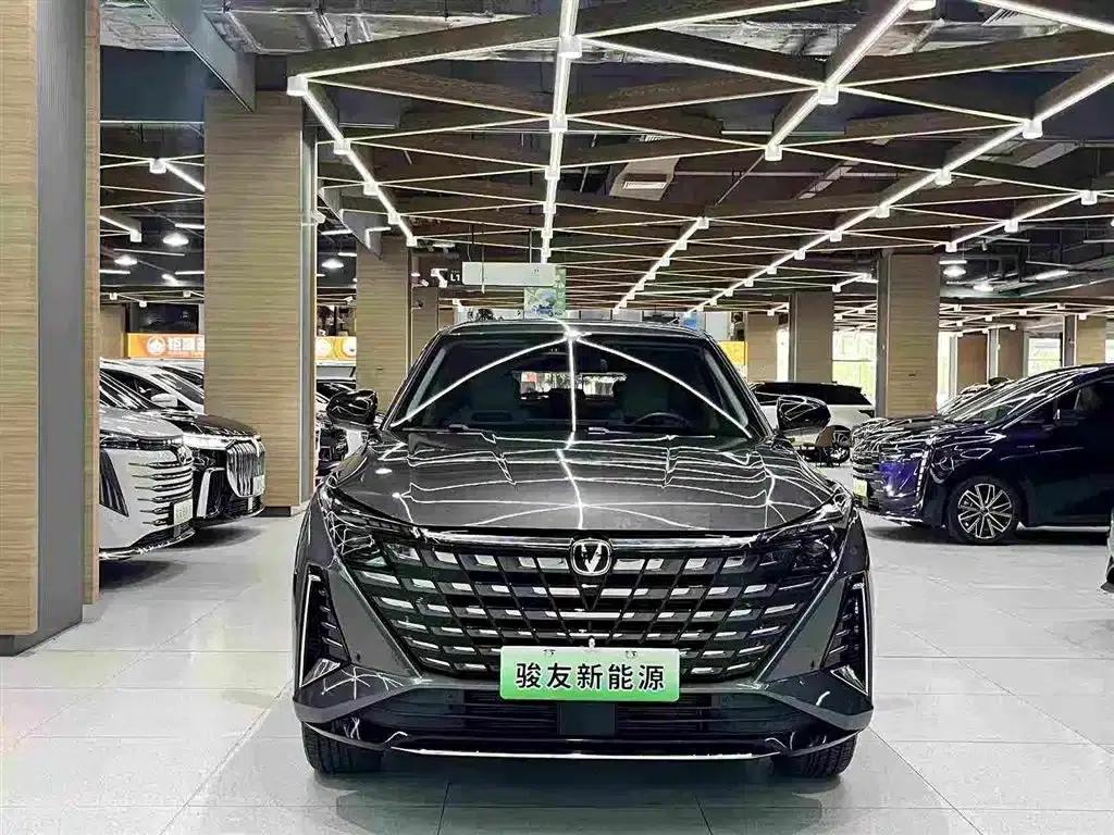 Changan UNI-Z New Energy 2024 Blue Whale Smart Electric iDD 125km Excellent Edition — миниатюра 11