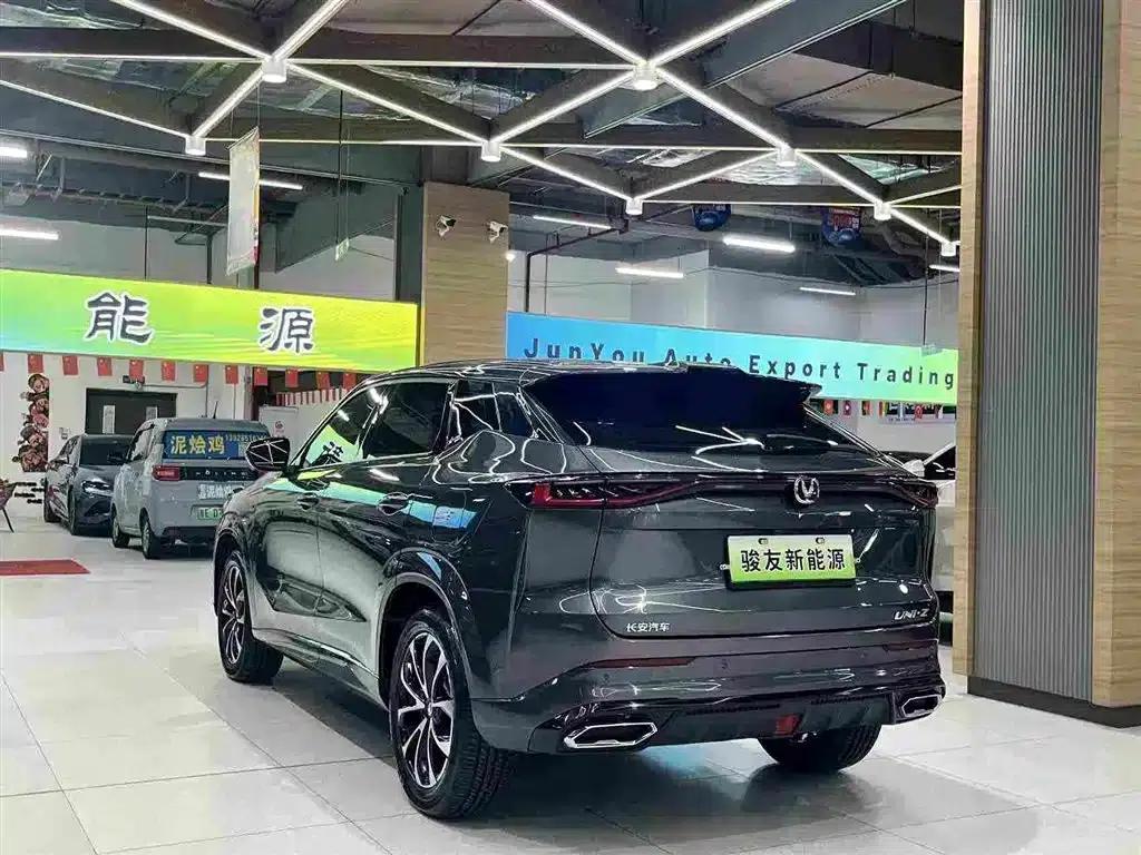 Changan UNI-Z New Energy 2024 Blue Whale Smart Electric iDD 125km Excellent Edition — миниатюра 12